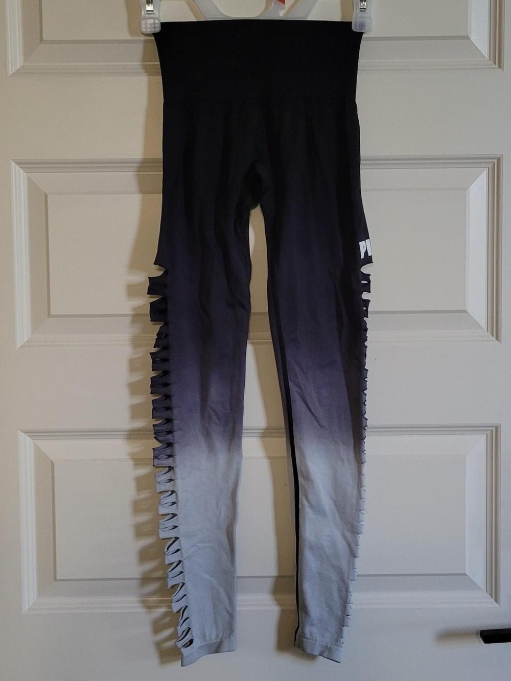 PINK Victoria's Secret Ombre Ladder Side Cutout Leggings